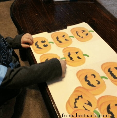 printable pumpkin matching for toddlers and preschoolers