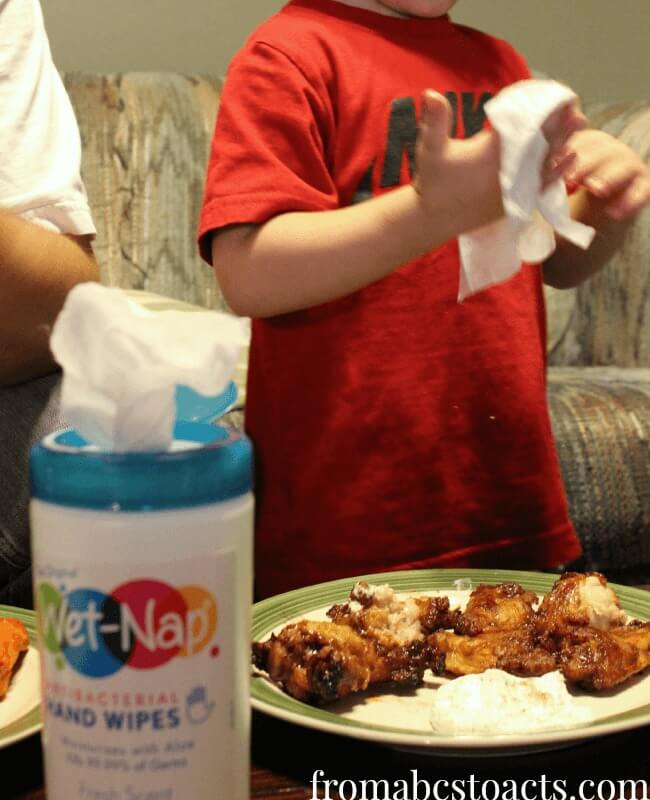Kids in the Kitchen - Super Easy Clean Up with Wet-Nap
