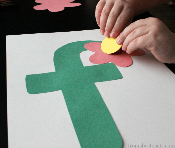 F is for Flower Craft for Preschoolers