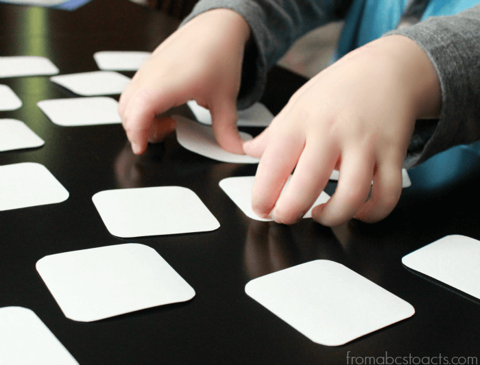 Winter Mitten Matching Game for Preschoolers