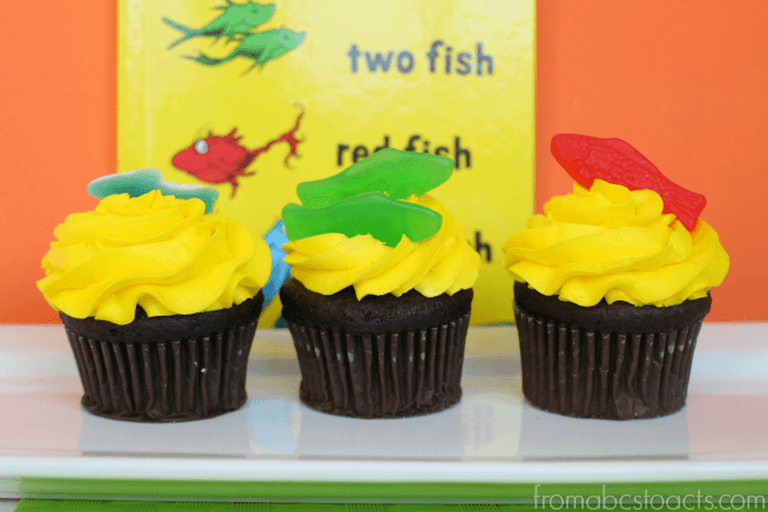 Dr. Seuss Inspired Snacks for Kids - One Fish Two Fish Cupcakes