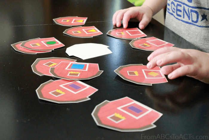 Farm Themed Shape Matching Cards for Toddlers and Preschoolers