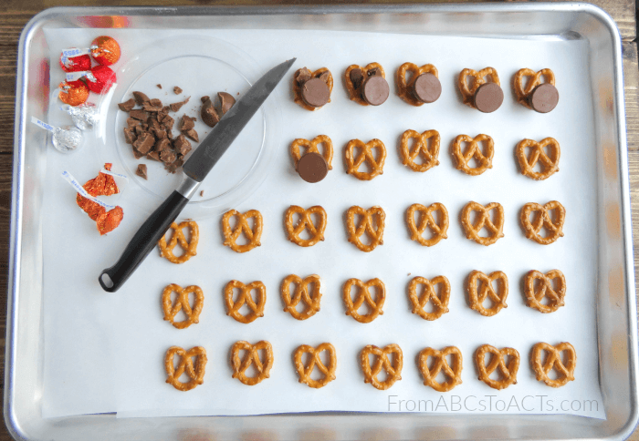 Thanksgiving Snacks for Preschoolers to Make