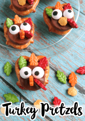 Thanksgiving snacks for kids don't have to be time consuming! These adorable turkey pretzels are quick, easy, and so much fun!